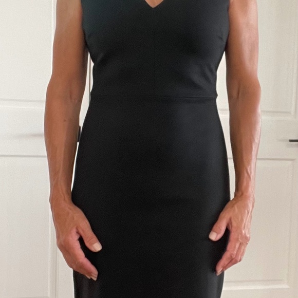 Black Dress - Picture 2 of 7